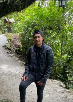 Sebas, 20, República del Ecuador, Ambato