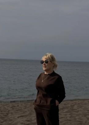 Инна из Хабаровска 60 лет