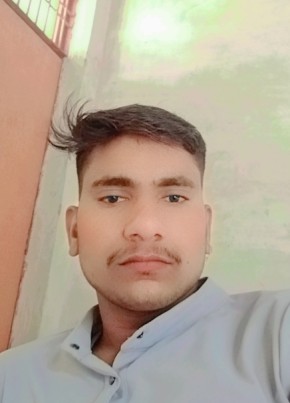 Akash Yadav, 20, India, Agra