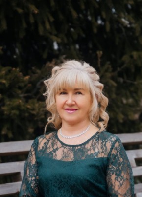 Людмила из Олонеца 56 лет