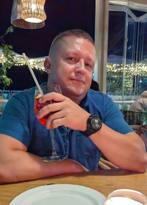 Сергей из Геническа 41 год