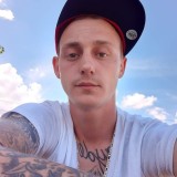 Mat, 32  , Springfield (Commonwealth of Massachusetts)