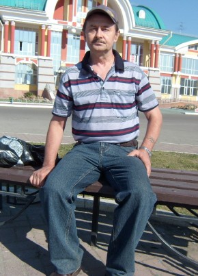 олег, 64, Россия, Бийск