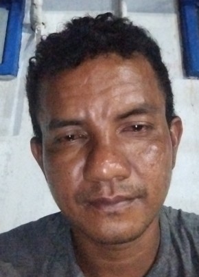 Aroldo dos Santo из Brasília 32 года