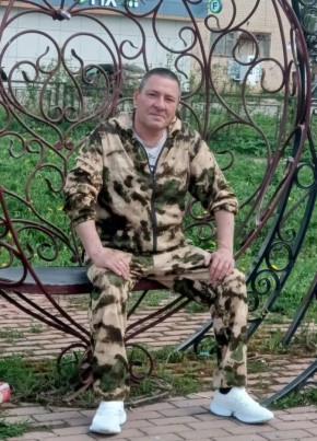 Олег из Пушкино 52 года