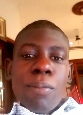 Legrand Essiere, 28, République démocratique du Congo, Kinshasa