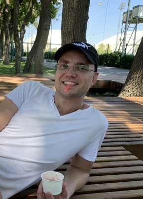 Павел, 36, Россия, Москва