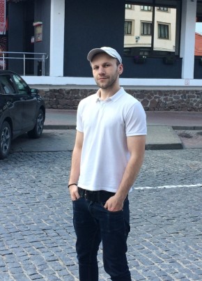 Андрей из Рэчыцы 29 лет
