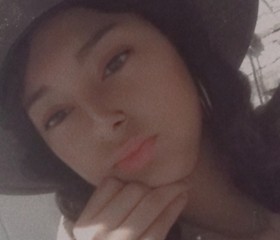 Lesli, 23, Leon