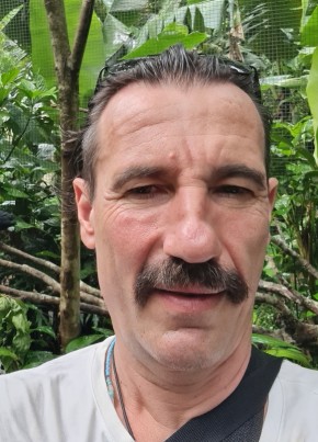 Peter Morchev из Chişinău 53 года