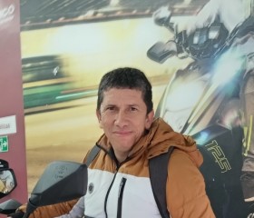 Alberto, 50, Manizales