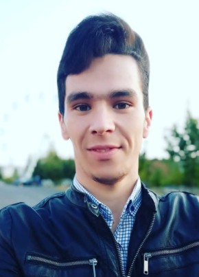 Maksim, 25, Russia, Voronezh
