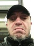 Maksim, 48, Moscow