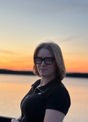 Нина из Петрозаводска 22 года