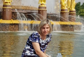 Larisa, 51 - Just Me