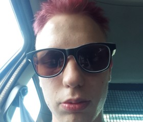 jozef kucharik, 21, Levice