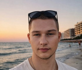 Dmitro, 21, Bratislava