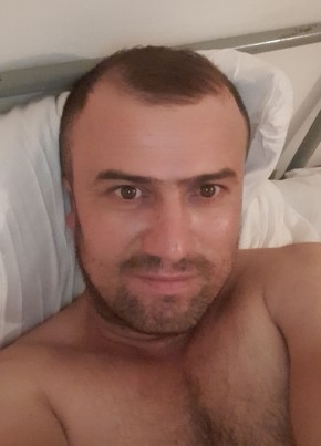 Tunç, 36, Црна Гора, Подгорица