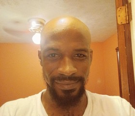 Bone, 35, Jackson (State of Mississippi)