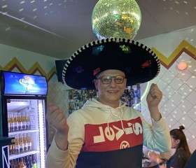 Pirozhok, 44, Saint Petersburg