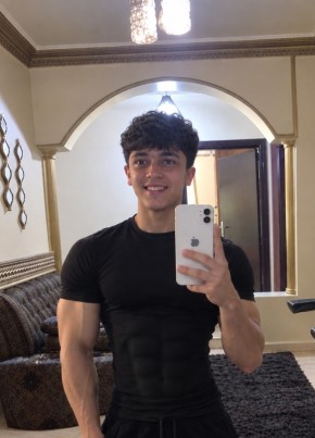 ابو صدام из عمان 18 лет