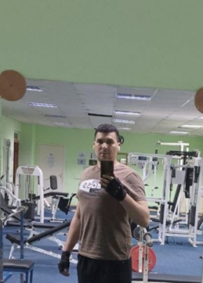 Adil morocoo из Омска 35 лет