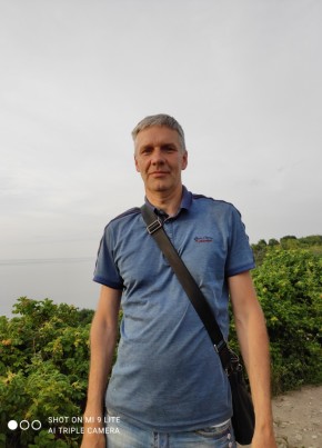 Олег, 52, Россия, Калининград