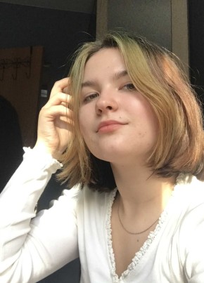 Полина, 21, Россия, Пермь