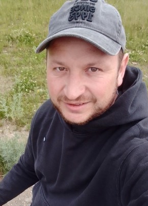 Konstantin, 37, Russia, Miass
