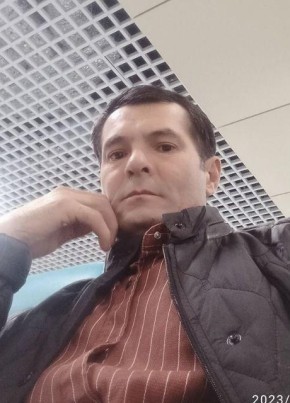 Нозим из Москвы 18 лет