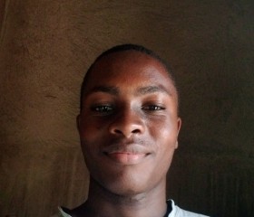Arnold johnes, 20 лет, Kampala