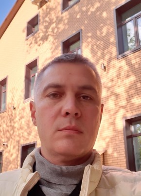 Игорь из Санкт-Петербурга 46 лет