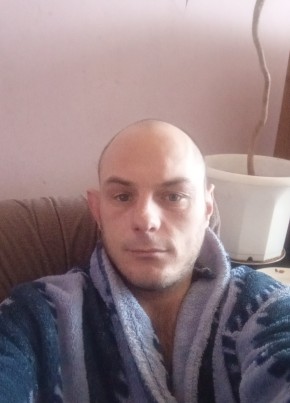 Алексей, 36, Россия, Керва