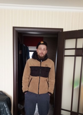Анррюха, 39, Россия, Белоомут