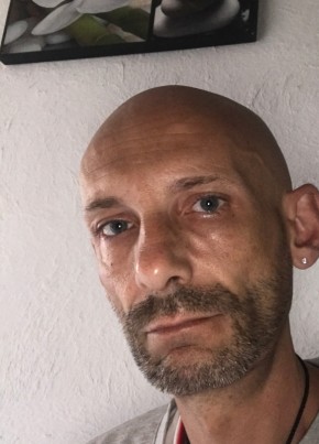 Karl, 46, République Française, Compiègne