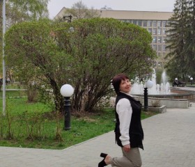 Oksana, 45, Yekaterinburg
