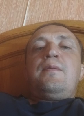 Саша из Воронежа 49 лет