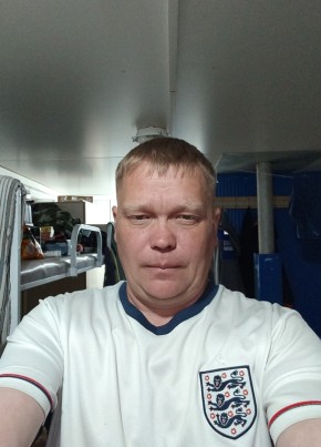 Александр из Саратова 44 года
