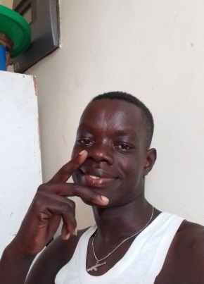 Haggai, 31, Uganda, Bwizibwera