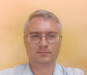 Sasha, 45, George