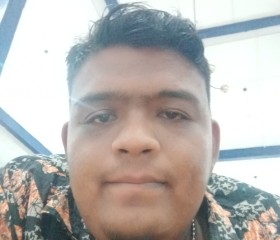 BASRI ANWAR, 29, Bireun