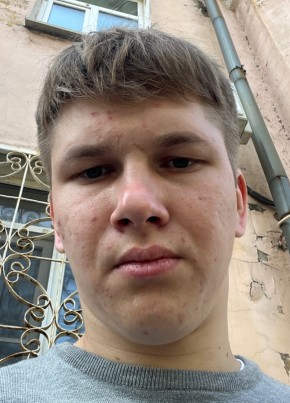Игорь из Хабаровска 23 года