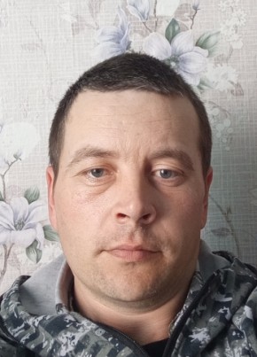 Анатолий из Татарска 36 лет