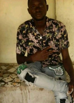 Lamin, 18, Sierra Leone, Makeni