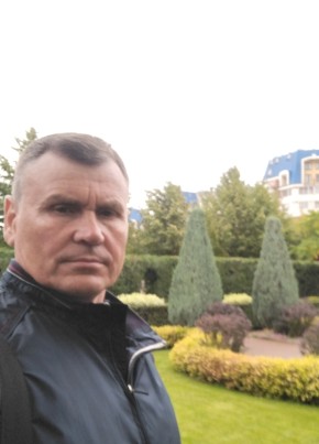 Сергей из Багана 44 года