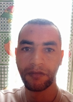 Akram, 32, People’s Democratic Republic of Algeria, Mostaganem
