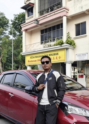 rendy из Kampung Baharu Nilai 27 лет