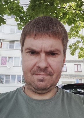 Тёма из Малоярославеца 37 лет