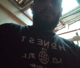 David, 33, Turrialba