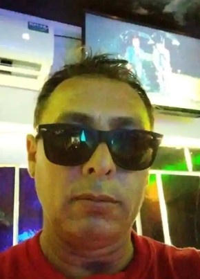Yunior из La Habana 48 лет